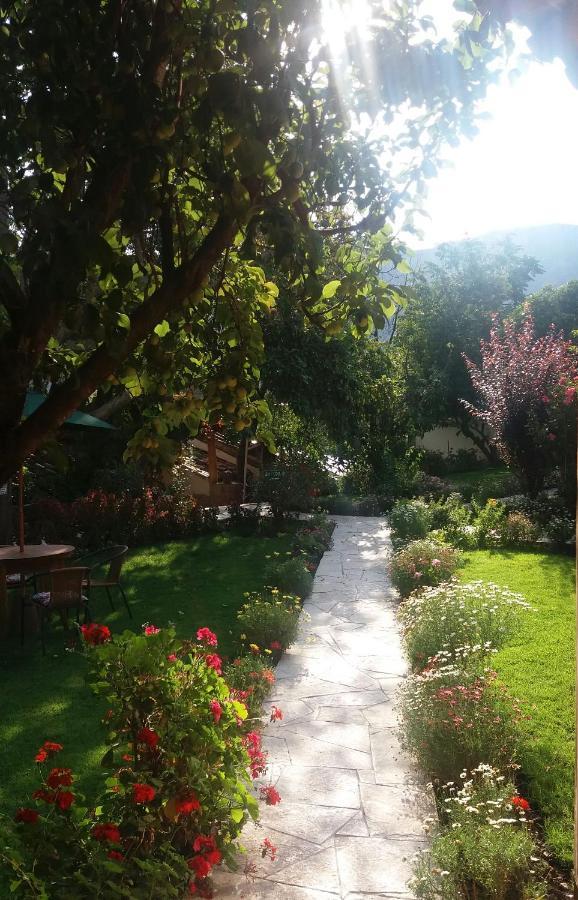 Iorana Hotel Урубамба Екстериор снимка