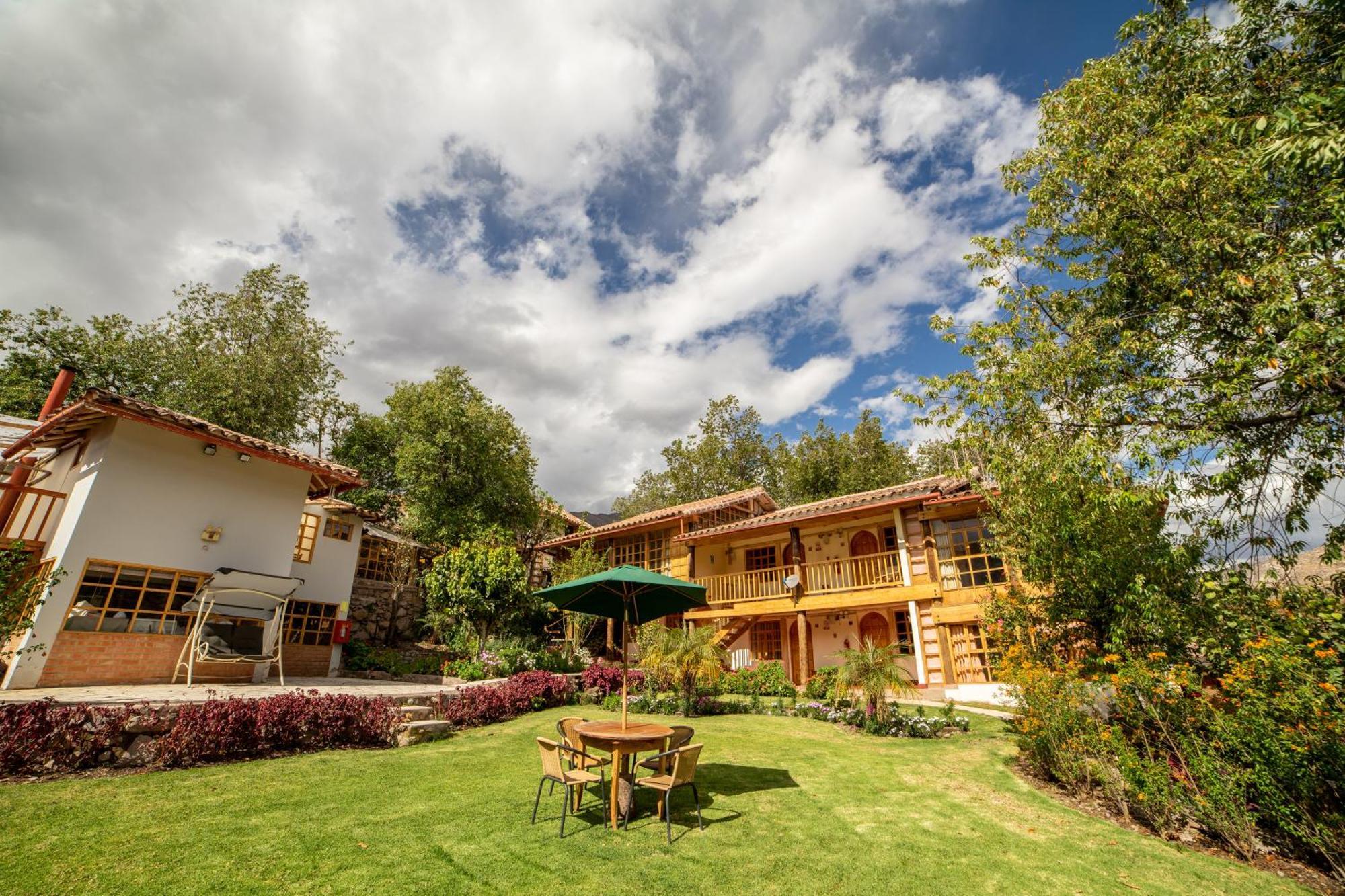Iorana Hotel Урубамба Екстериор снимка